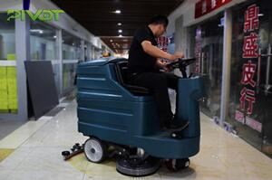Select the right model of Floor Scrubber Select the right model of Floor Scrubber
