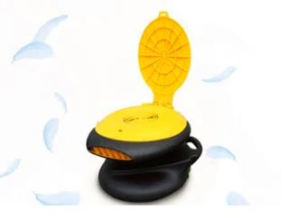 Dry carpet cleaning machine